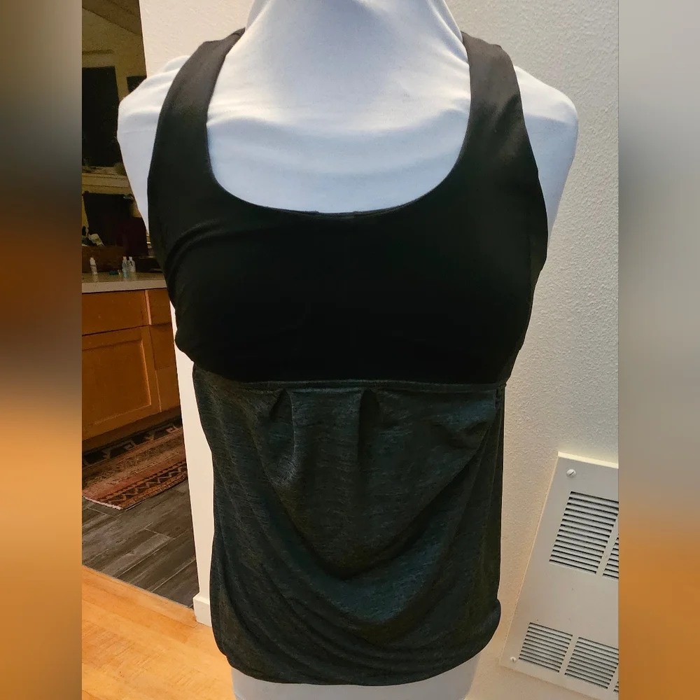 Lululemon Drawstring Waist/ Built In Bra Tank Top Size S Yoga/ Work Out - Picture 2 of 7